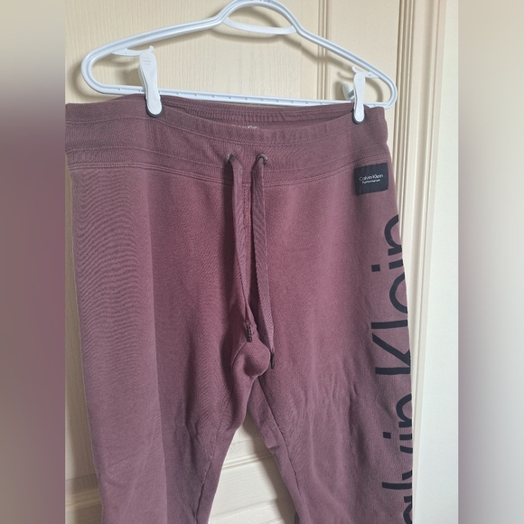 Calvin Klein Performance Pants - Calvin Klein purple sweatpants size Large
